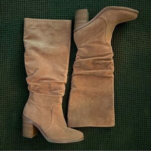 Universal Thread Heeled Boot | size 7.5